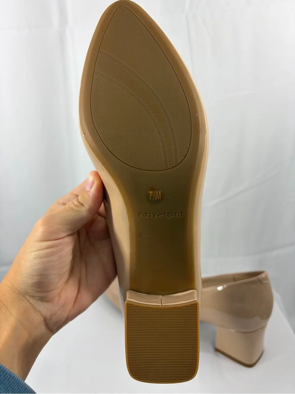 NWT Easy Spirit Women’s Size 7.5 Nude Patent Block Heel Pumps